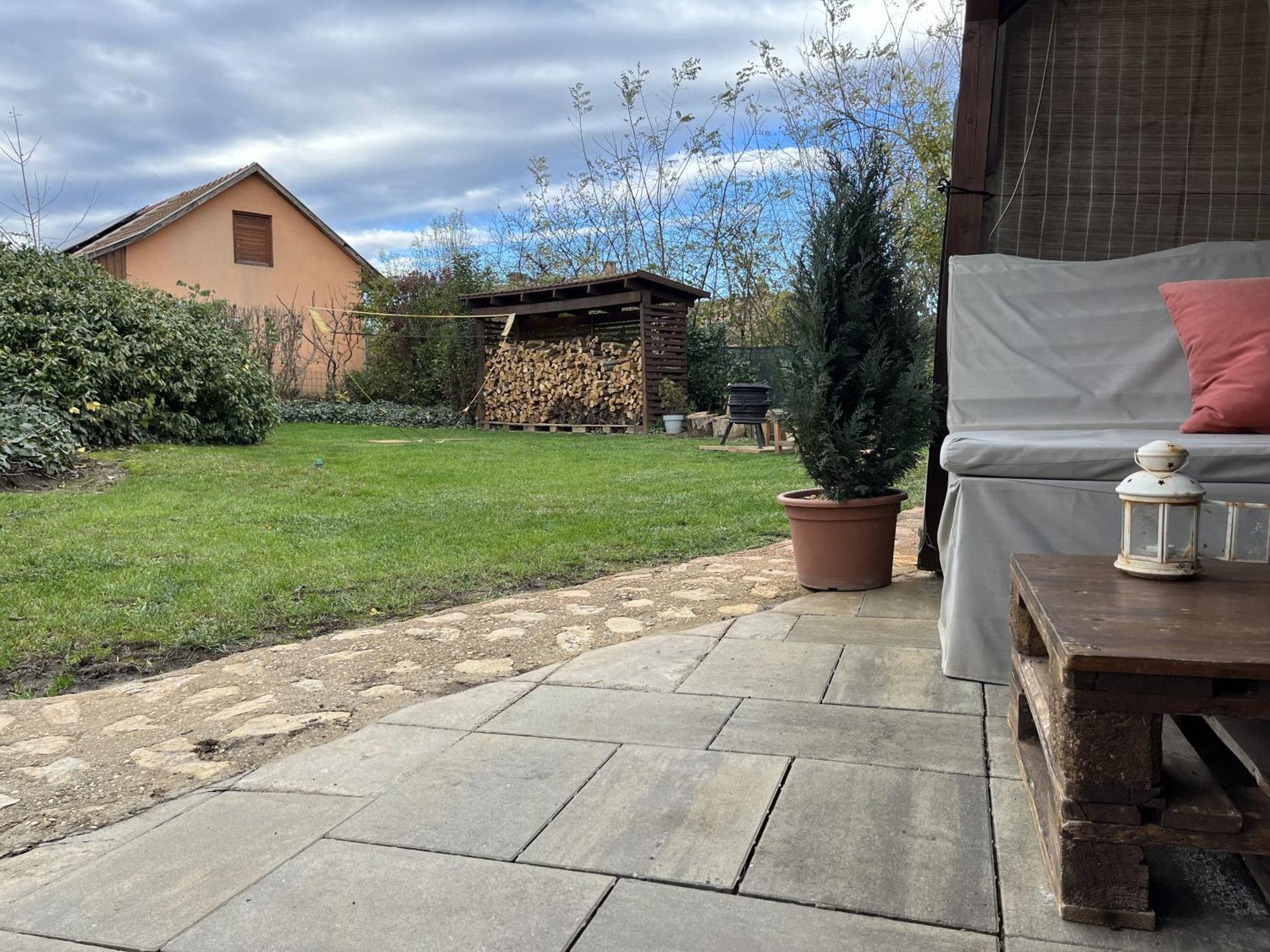 Villa Idill Ueduelohaz Tiszafüred Exterior foto