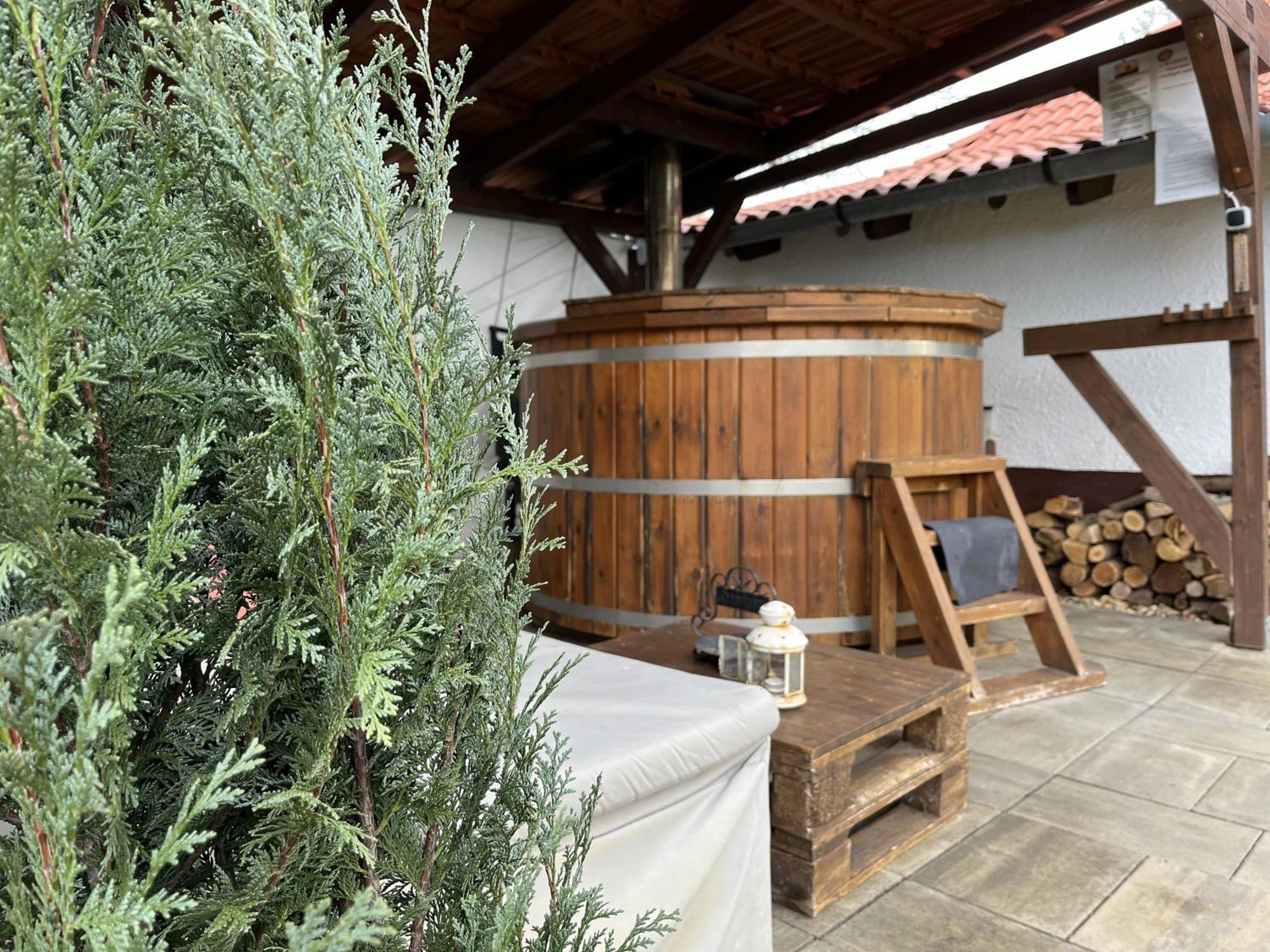 Villa Idill Ueduelohaz Tiszafüred Exterior foto