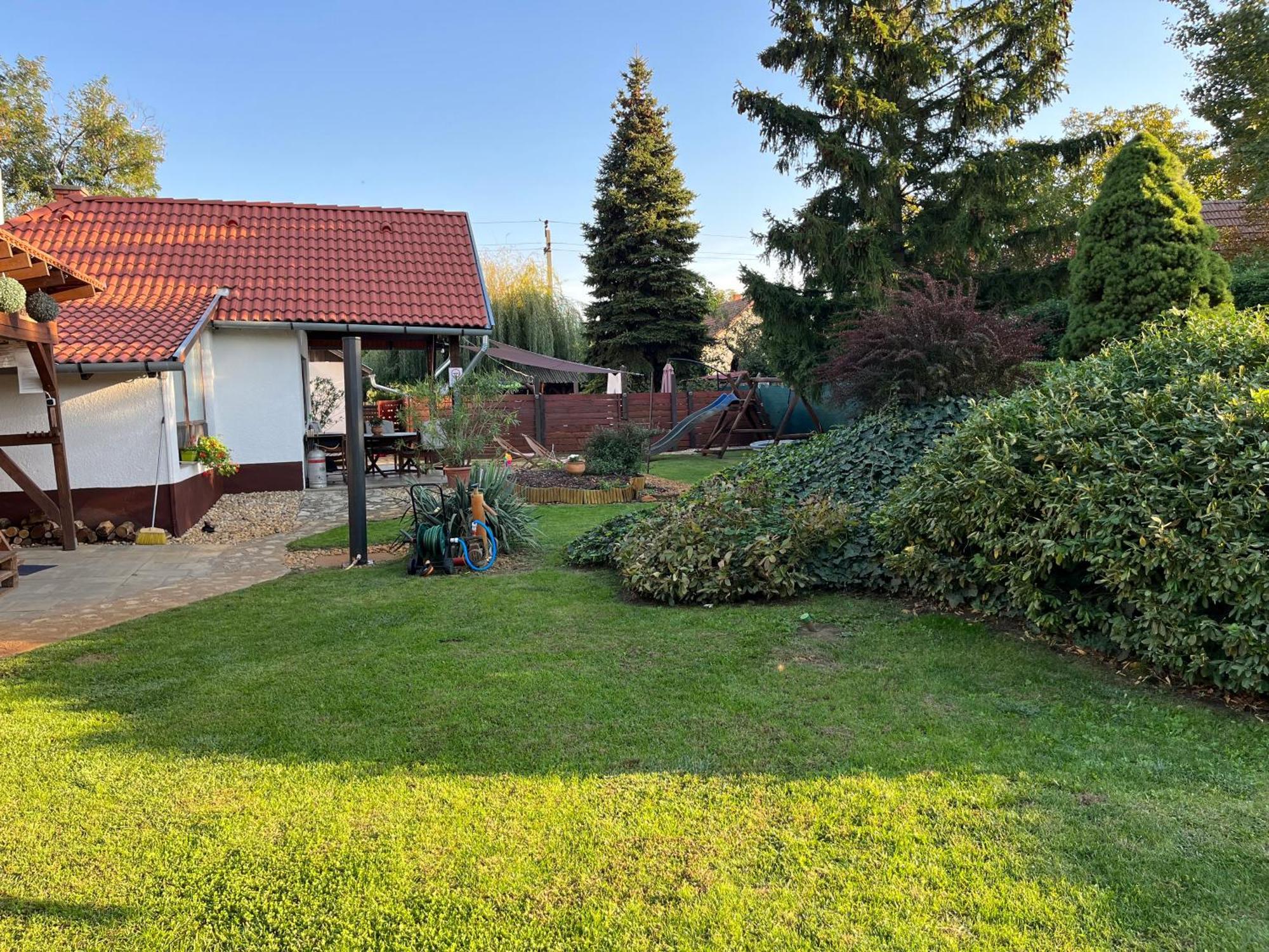 Villa Idill Ueduelohaz Tiszafüred Exterior foto